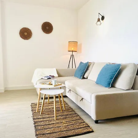 Paradise Holidays 2 Bedrooms & Sea View, Tenerife