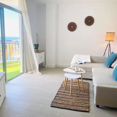 Paradise Holidays 2 Bedrooms & Sea View, Cristianos, Tenerife * Arona (Tenerife)