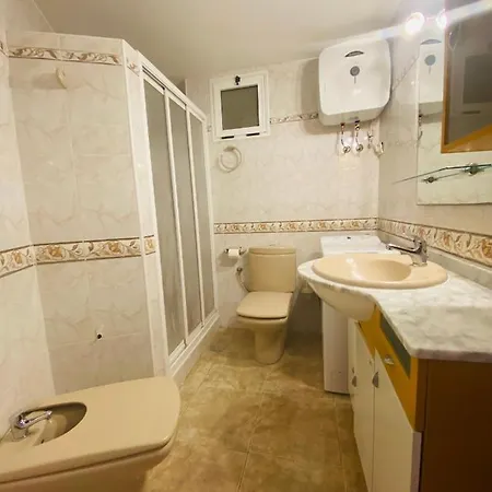 Paradise Holidays 2 Bedrooms & Sea View, Tenerife